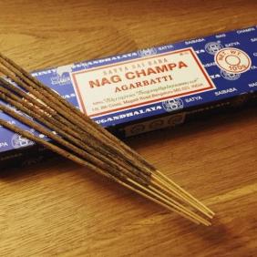 L'encens Sataya Sai Baba NAG CHAMPA  Agarbatti