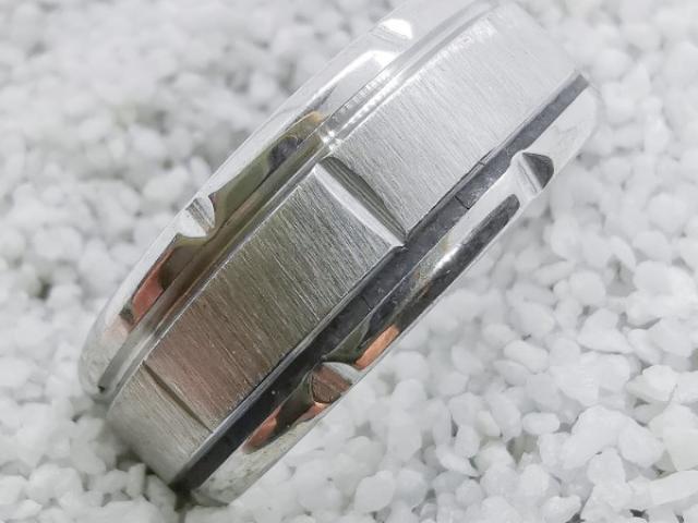 Bague masculine anneau acier inox argenté interieur brossé