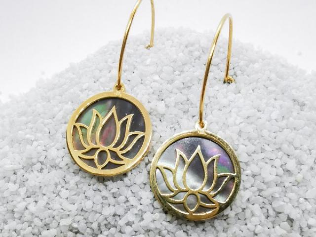 Boucles d'oreilles acier inoxydable dorées & pendants lotus